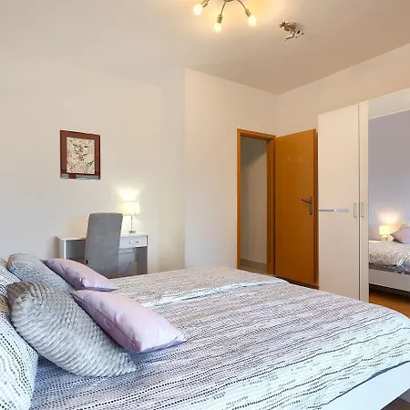 Eliana Apartment *